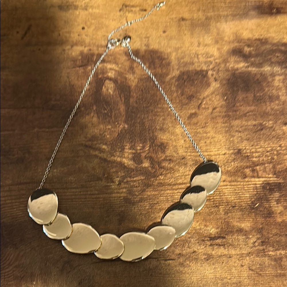 Gold Loft Necklace